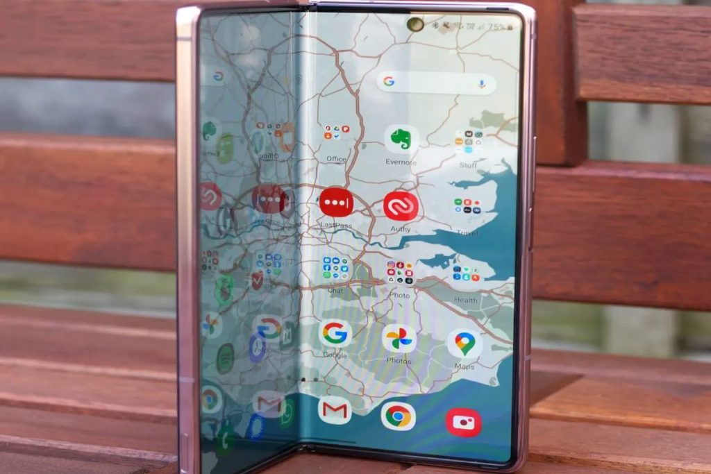 Samsung folding phone