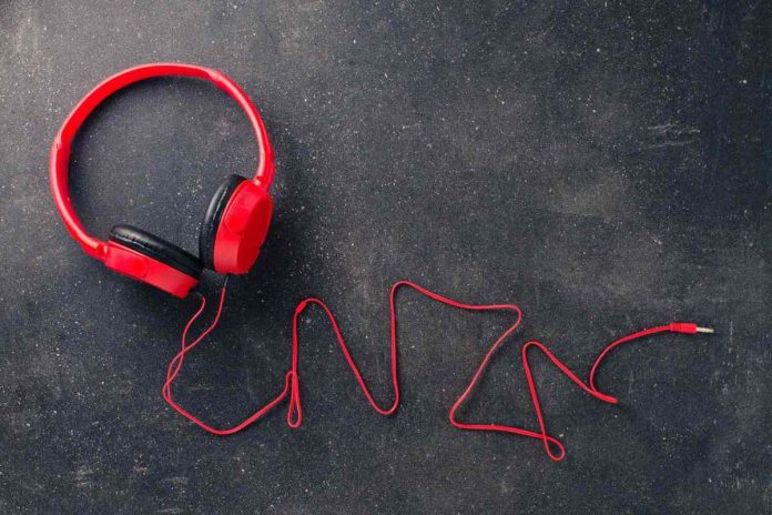 What You Need To Know Before Buying Bulk Headphones