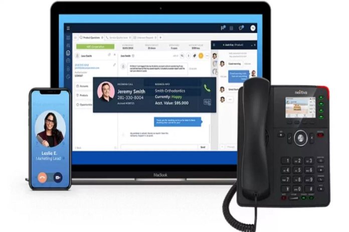 4 Features to Look For in a VoIP Business Phone System