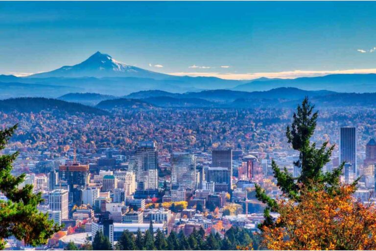 Buying and Selling in Portland: An Overview of Craigslist