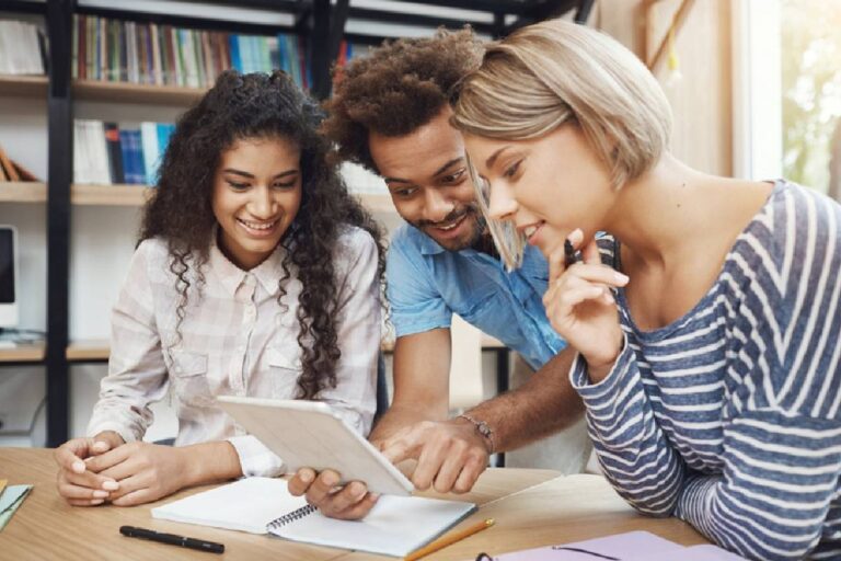 How to Balance Study and Social Life Without Stressing Out